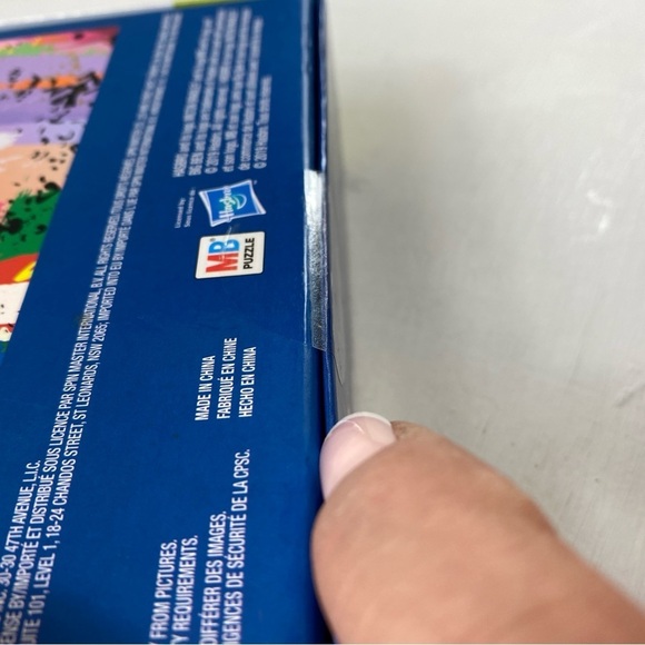 Milton Bradley Puzzle - 750 Pieces Gold Dore - Composition With Wild Roses- New! - Picture 8 of 10